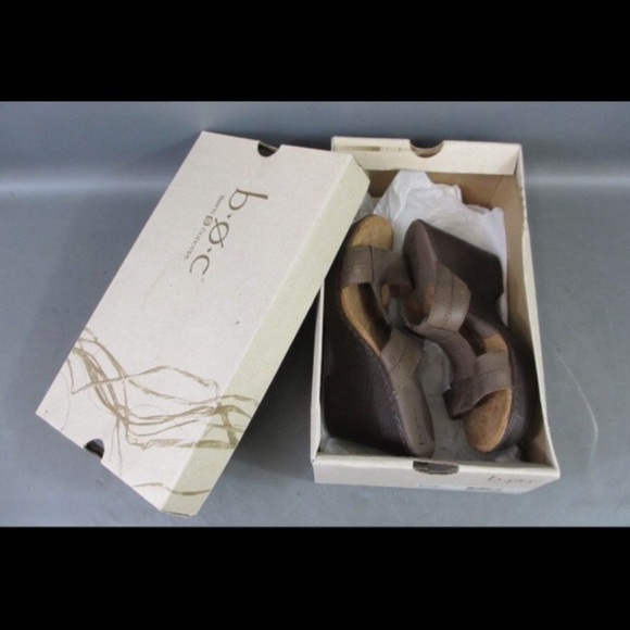 BOC BORN WEDGE SANDAL - Picture 2 of 6